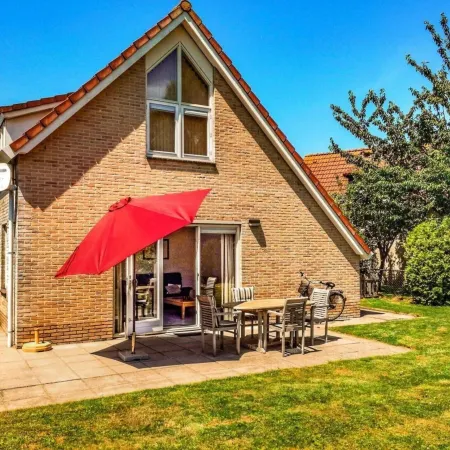 Bungalow in Breskens Near Waterfront Beach