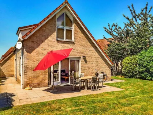 Bungalow in Breskens Near Waterfront Beach