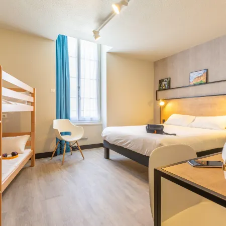Ibis Blois Centre Château