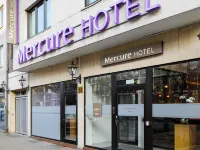 Mercure Hotel Duesseldorf Zentrum Hotels near Golzheim