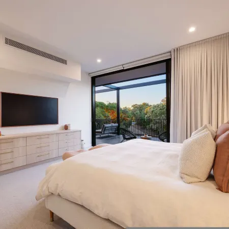 The Luxe Seabreeze Heated Pool Spa Cinema