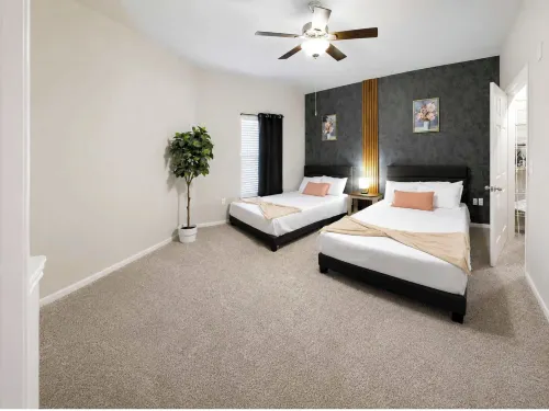 Inwoods Park by Stylish Stays - Condos