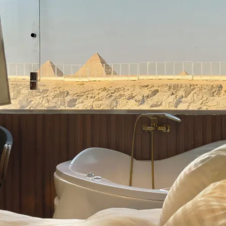 Shiny Pyramids Boutique Hotel