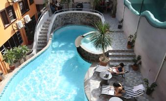1775 Adriatico Suites