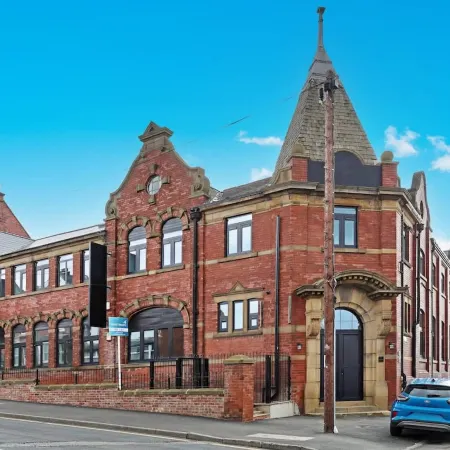 Perfect Booking 2 Bed Flat With Gym Cinema