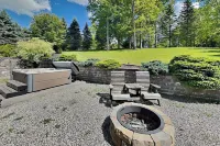 The Old World Chalet by Taylor Made Deep Creek