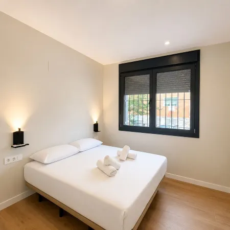 Hostal Ramon y Cajal Отели рядом с достопримечательностью «Деловой центр "Четыре башни"»