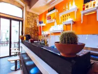 LoL Hostel Siracusa - bar