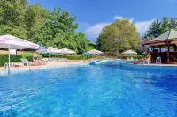 International House of Journalists Resort - piscine