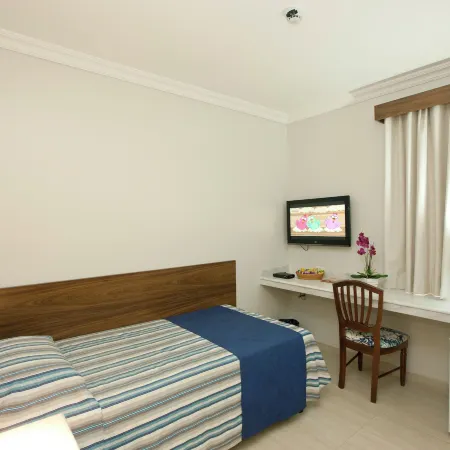 Hotel Colonial Plaza