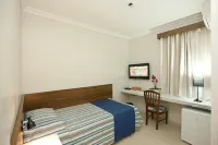 Hotel Colonial Plaza - parking