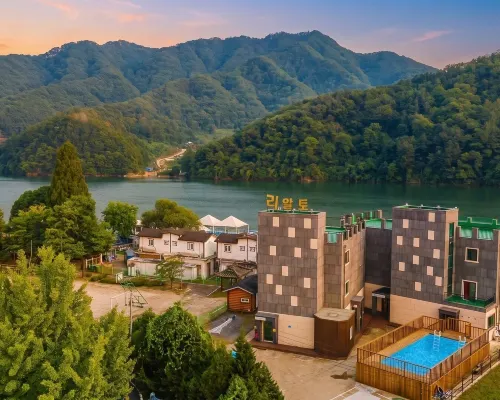 Gapyeong Rialto Pension Hotels near Interactive Art Museum