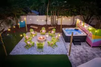 Backyard Oasis Heated Pool Tiki Bar Hot Tub - Balkon