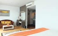Montana Hotel Syariah Banjarbaru - parking