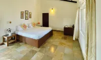 The Hideaway Hosur by Evaddo Stays - balcony
