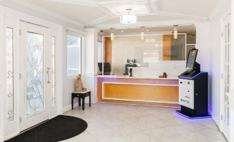 Destin Inn & Suites