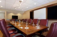 Radisson Akron-Fairlawn Copley - parking