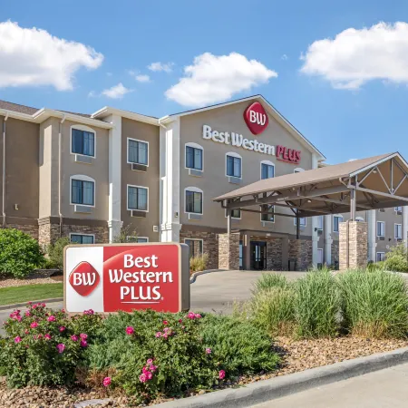 Best Western Plus Overland Inn