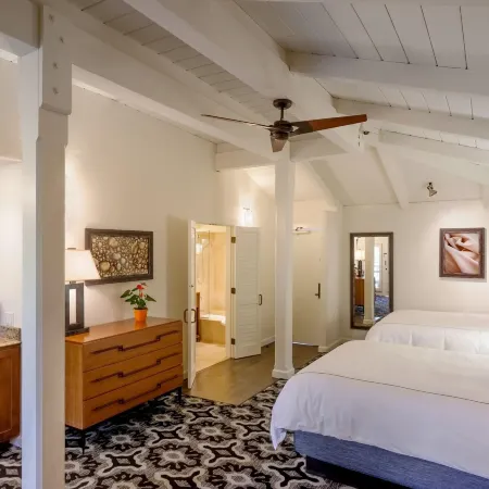 Hotel Pacific