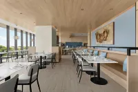 宿霧麥丹島萬豪萬楓酒店 - 2星級