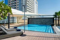 Hilton Bahrain City Centre Hotel & Residences - Pools