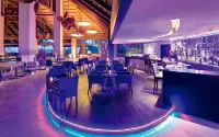 Asia Gardens Hotel & Thai Spa, a Royal Hideaway Hotel - bar