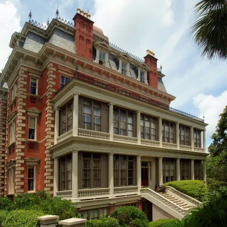 Wentworth Mansion