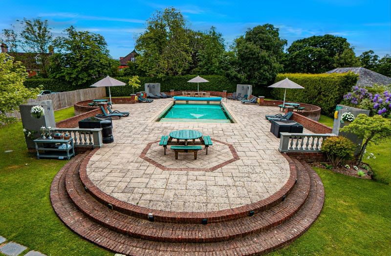 Balmer Lawn photo 4