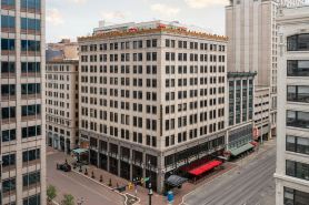 InterContinental Hotels INDIANAPOLIS by IHG