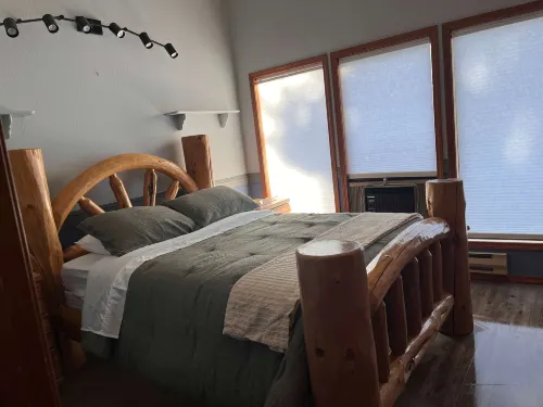 Downtown Pets Welcome Condo w/ Club Access - Pools