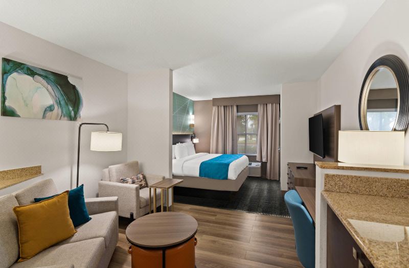 Comfort Suites Vero Beach I-95