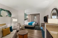 Comfort Suites Vero Beach I-95 - parking