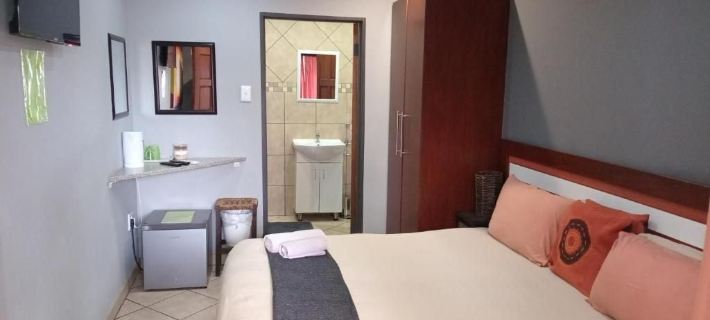 Grand Central Guesthouse Hotels in Рюстенбург