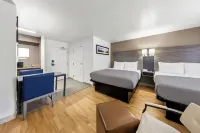 Motel 6 Fishers, in - Indianapolis - parking