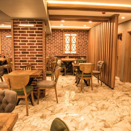 Elif Inan Hotel