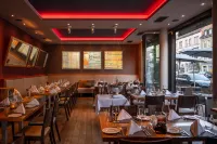 คิวบ์ โรงแรม เบร์กไฮม