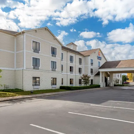 Comfort Inn & Suites