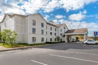 Comfort Inn & Suites Hotel dekat Morehead State University