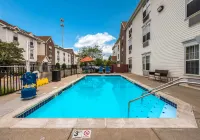 Birch Hills Suites - Blue Ash Hotels in Blue Ash