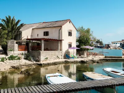 Delfar Hotels near Lošinj