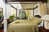 Marigot Beach Club & Dive Resort Hotels in Charlotte