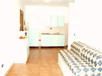 Modern 1 Bed Apartment Sleep 3 Sea View Only 700mt from Sea