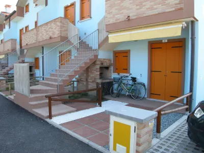 Poolside Getaway Seaside Flat in Rosolina Serenella & Bellarosa附近的飯店