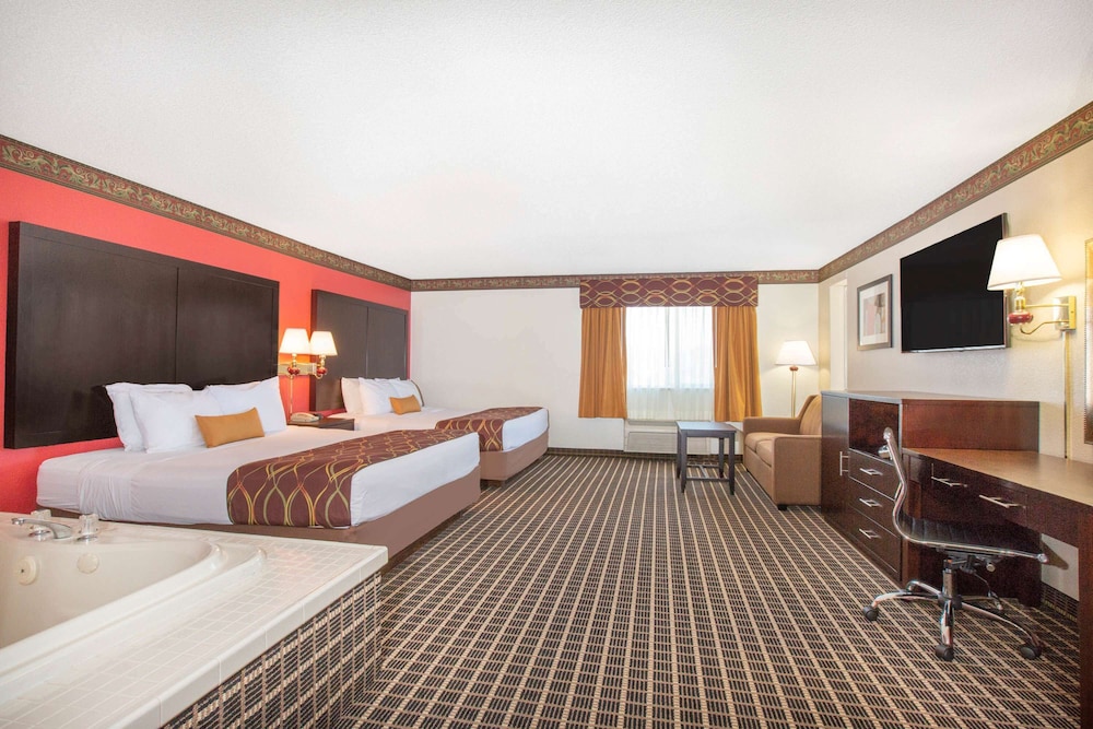 Ramada Limited Redding