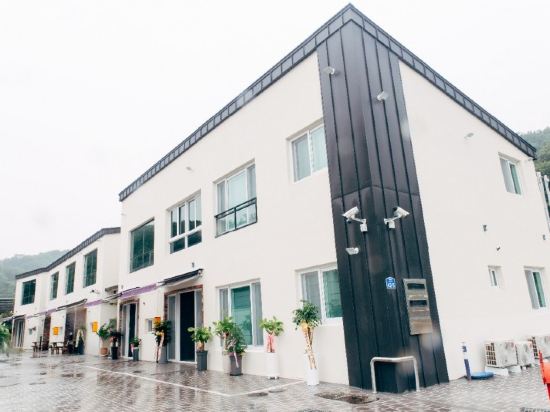 Ulsan Apool House Pool Villa Pension