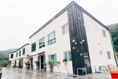 Ulsan Apool House Pool Villa Pension