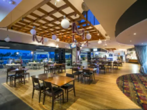 ไนท์แคปที่โรงแรมคาวานาวอเตอร์ส โรงแรมในมูลูลาบา