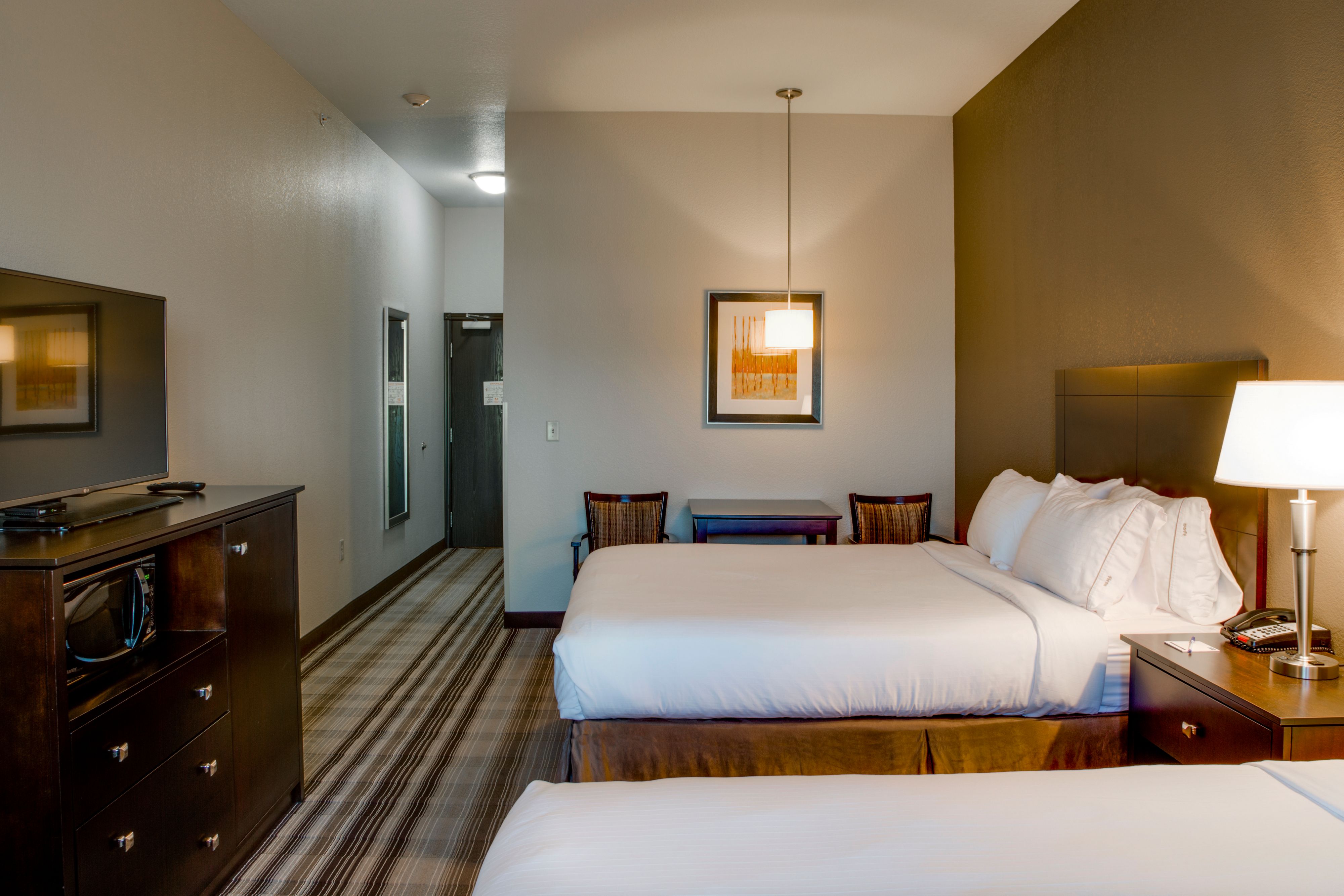 Holiday Inn Express & Suites Nevada, an Ihg Hotel