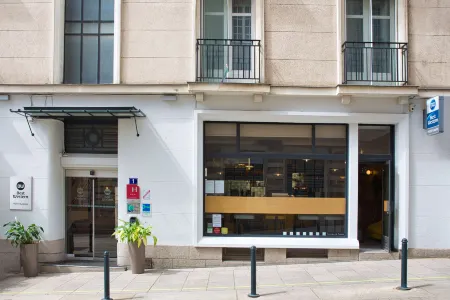 Best Western Hotel Graslin Отели рядом с достопримечательностью «Audencia Bachelors»