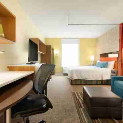 Home2 Suites by Hilton Middleburg Heights Cleveland Rooms